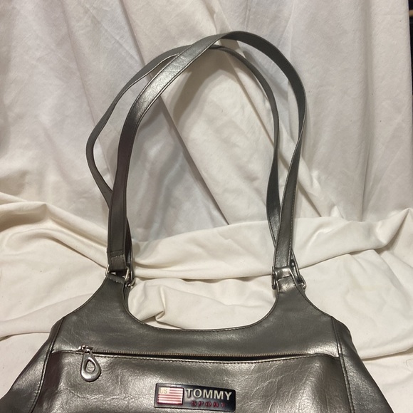 TOMMY HILFIGER SPORT Pewter faux leather Zipper outer pocket zip top black liner - Picture 9 of 10